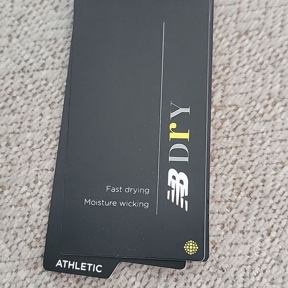 New Balance Accelerate Flouresent Pink 2.5" Running Athletic Shorts - Size Small - Picture 6 of 11